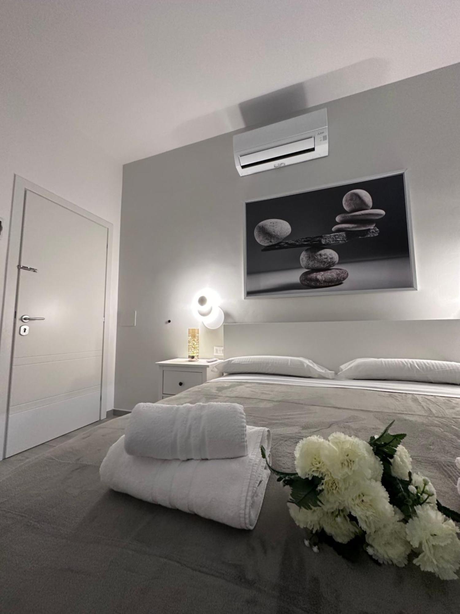Roma Centro Softrooms Guest House Affittacamere Экстерьер фото