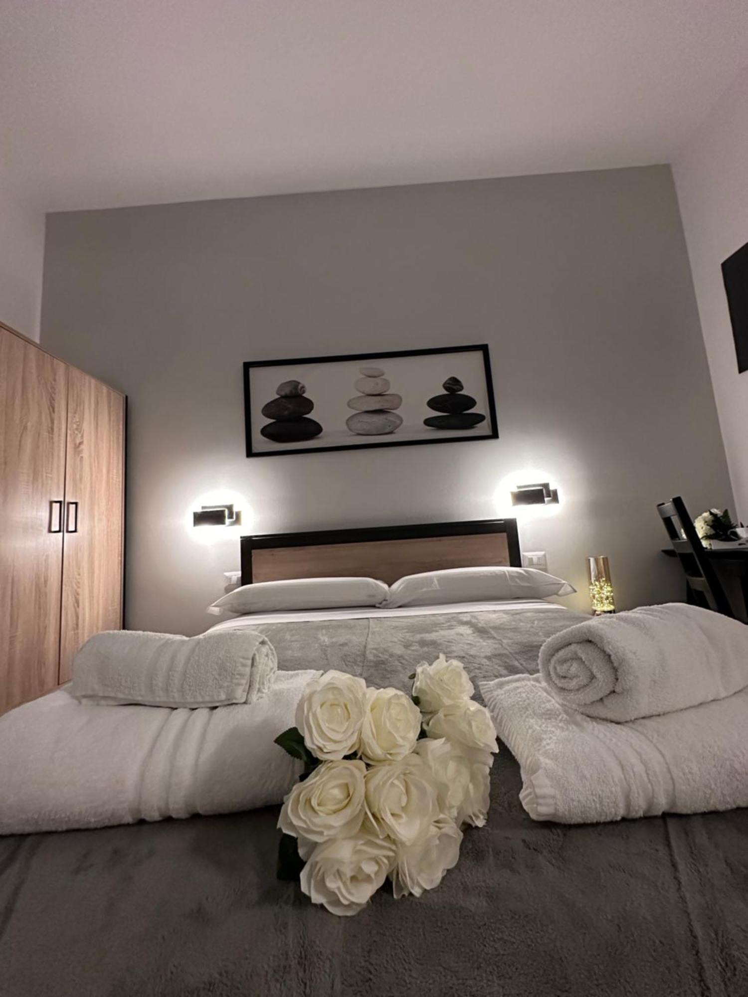 Roma Centro Softrooms Guest House Affittacamere Экстерьер фото