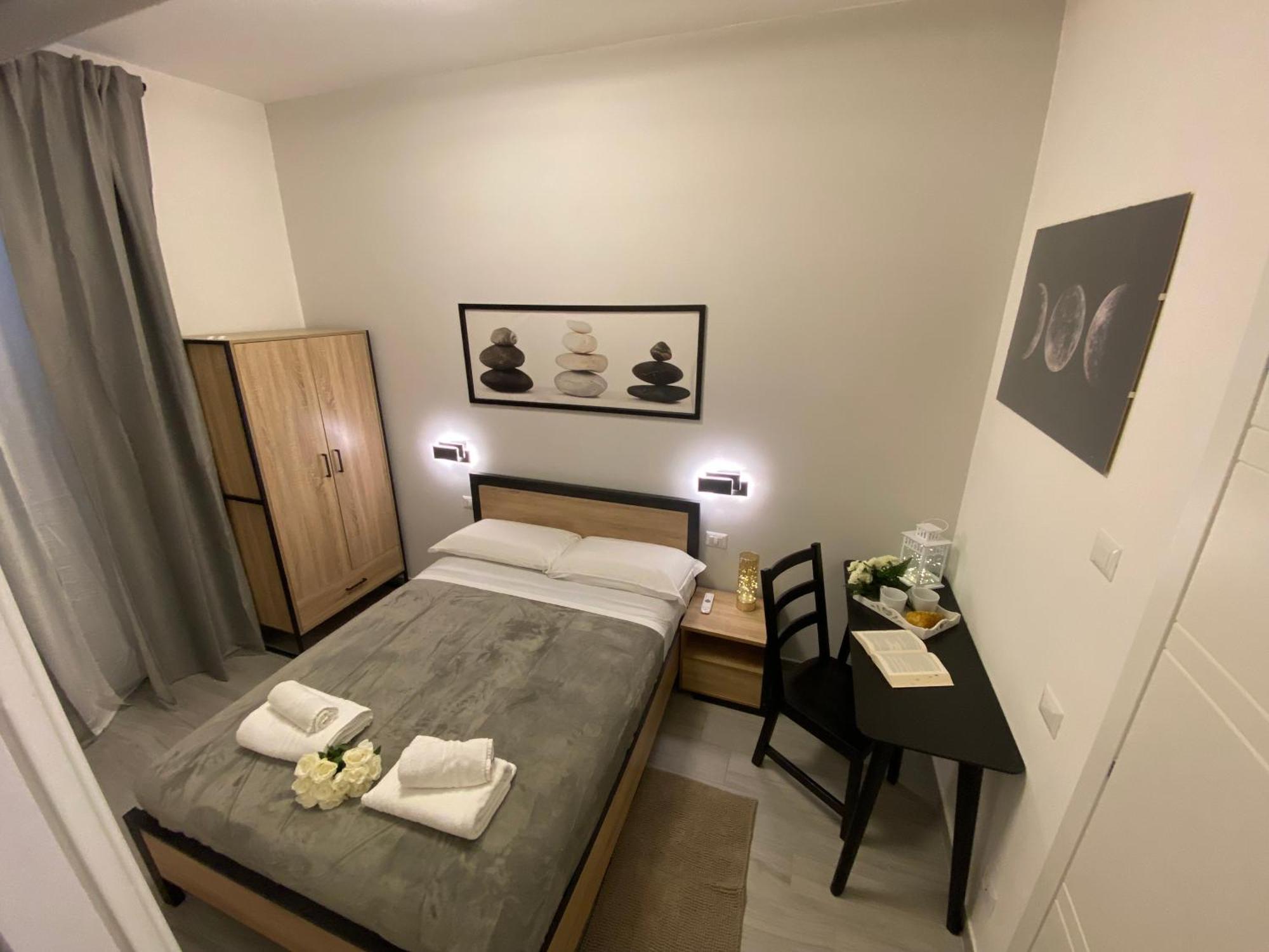 Roma Centro Softrooms Guest House Affittacamere Экстерьер фото